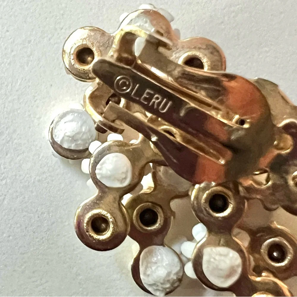 Vintage leru earrings